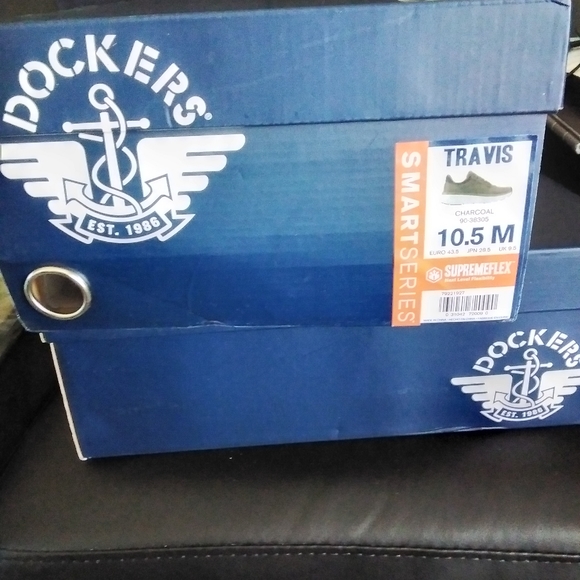 Travis Martin Supreme Flex Casual Walking Shoes.  $25 - Picture 5 of 6